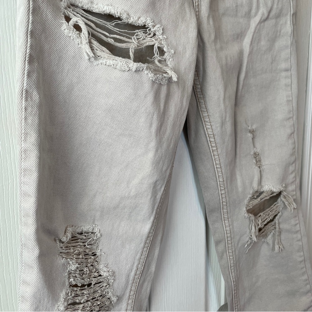 BDG Urban Outfitters Beige Distressed High Rise Slim Straight Jeans 26 - Picture 6 of 16